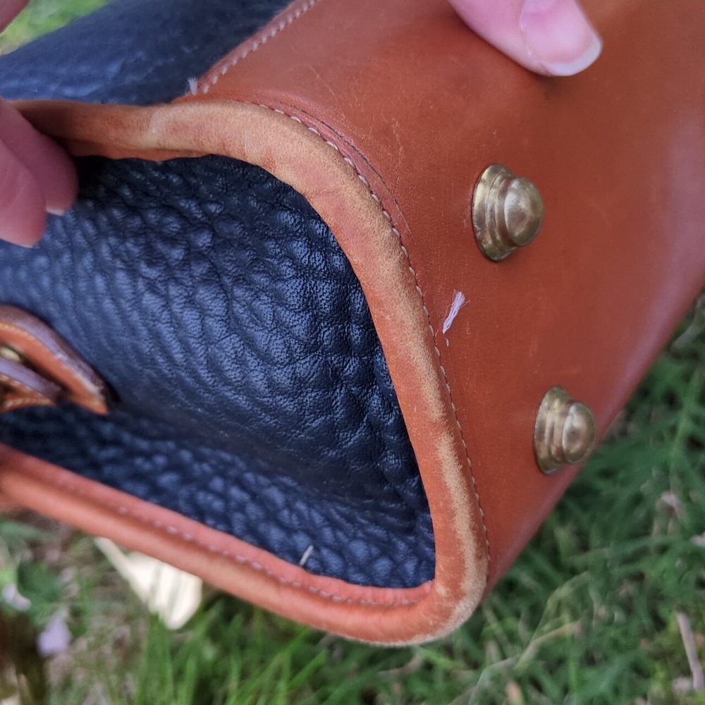 Dooney & Bourke Vintage Pebbled All Weather Leather Crossbody Navy Purse - Picture 9 of 16